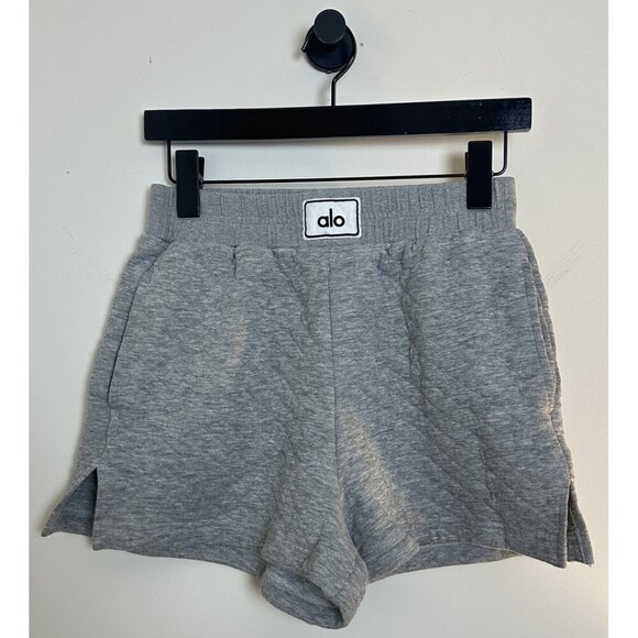 ALO YOGA Quilted Arena Boxing Short in Heather Grey Size Small - Picture 3 of 7